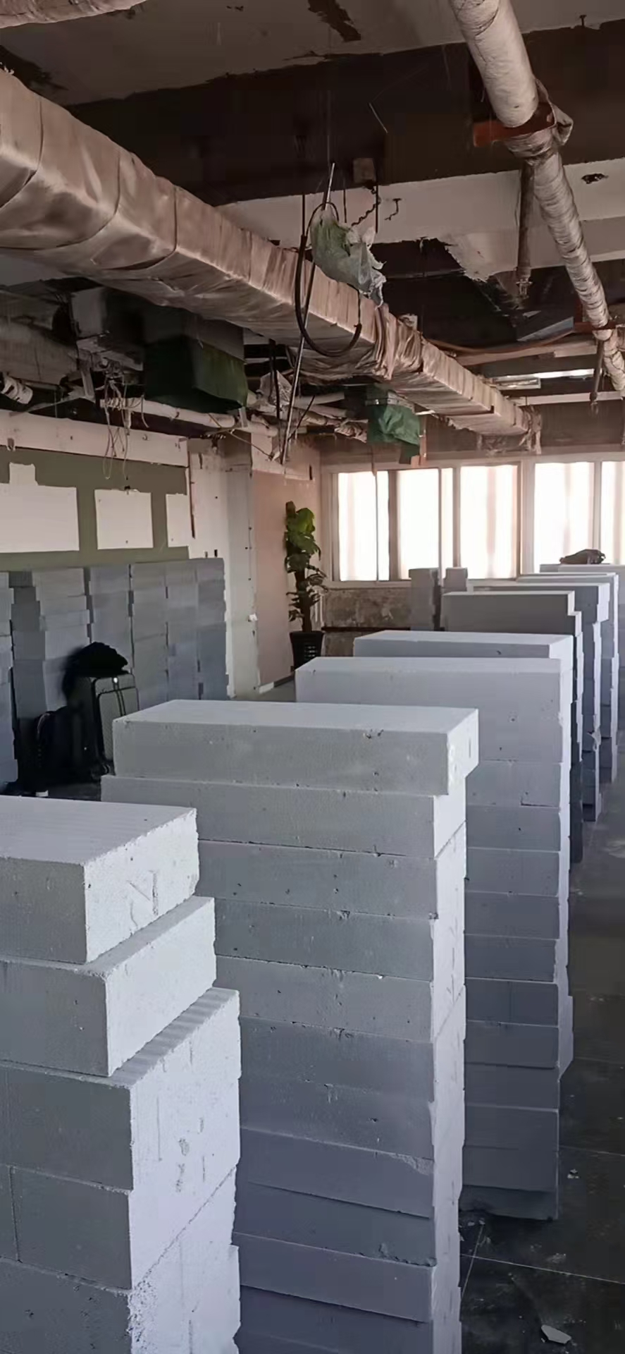 加气块隔墙施工现场